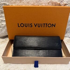 Louis Vuitton Epi Porte Wallet- Noir